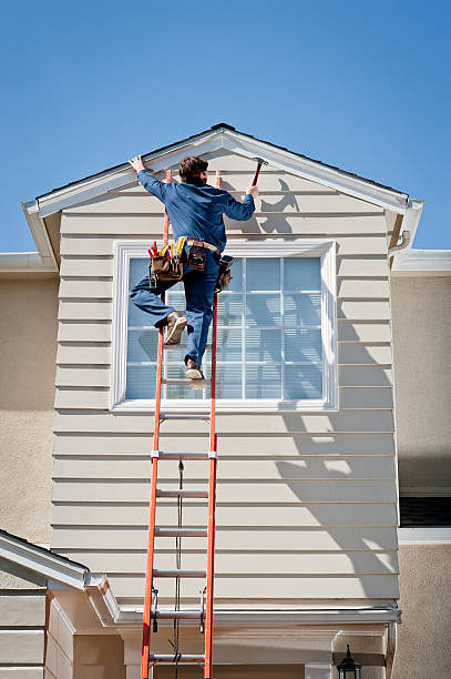 How To Choose The Right Materials for Your Siding Installation in 'Altamont, OR